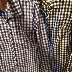 Vineyard Vines Classic Button down.